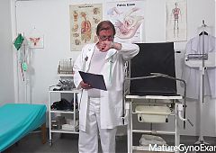 The freaky doctor measures temperature of naked woman in her anus